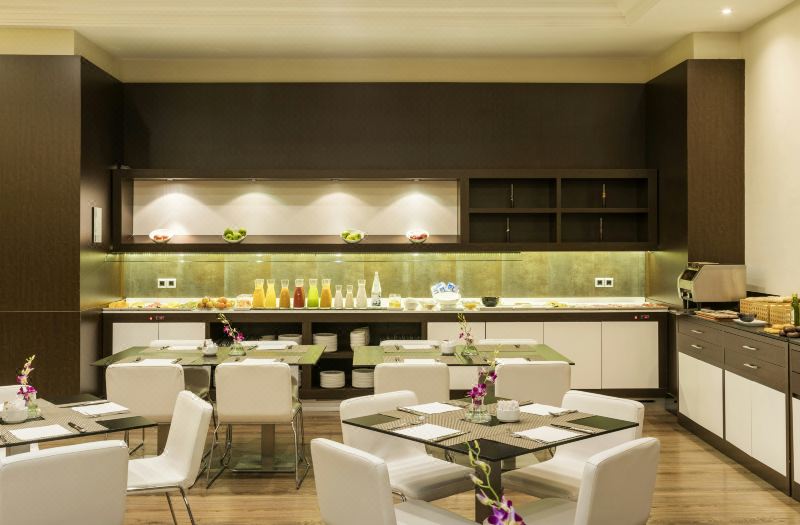 Ilunion Suites Madrid photo 5