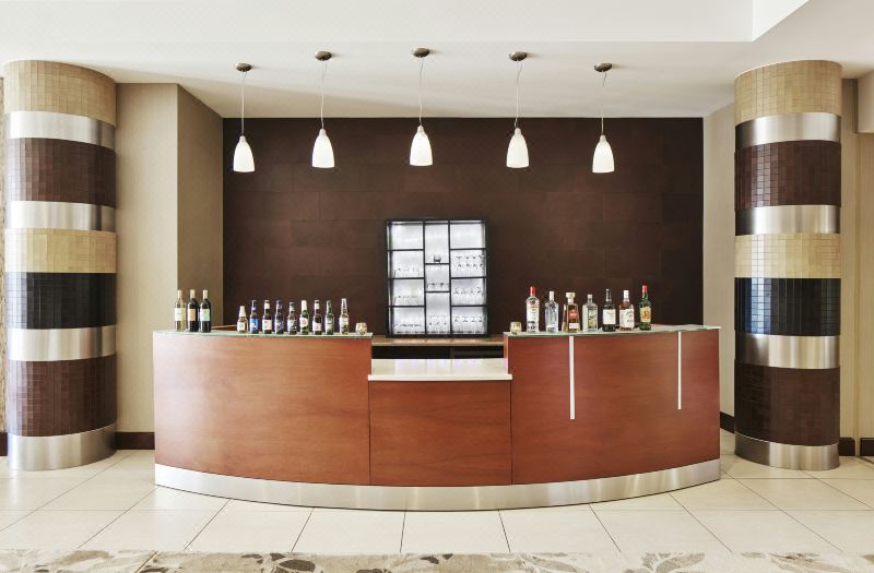 Embassy Suites by Hilton Alexandria Old Town photo 5