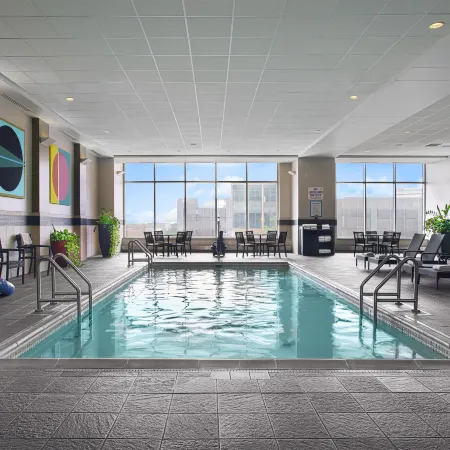 DoubleTree by Hilton Cedar Rapids Convention Complex