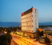 Hampton by Hilton Bolu - Parking