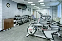Fairfield Inn & Suites Woodbridge - Parkplatz