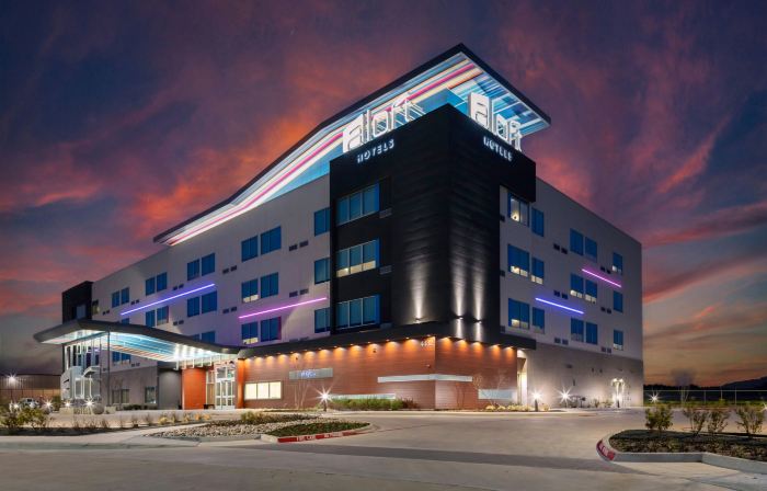 Aloft Dallas Arlington South