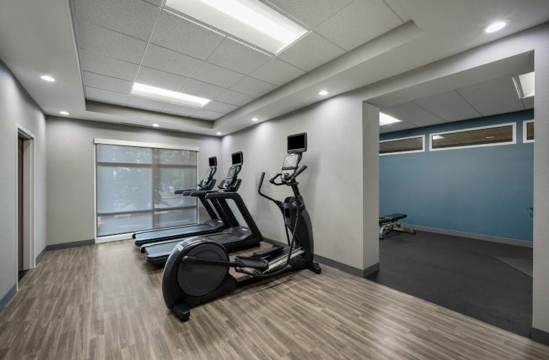 Hampton Inn & Suites Fredericksburg-at Celebrate Virginia photo 4