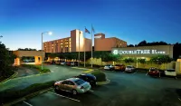 DoubleTree by Hilton Hotel Baltimore - BWI Airport - Bãi đậu xe
