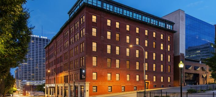 Hotel Savoy Kansas City, Tapestry Collection by Hilton Hotel a Kansas City