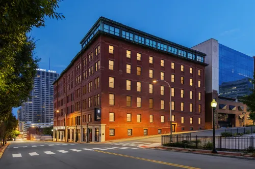 Hotel Savoy Kansas City, Tapestry Collection by Hilton - สำหรับครอบครัว