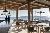 Bill & Coo Mykonos -The Leading Hotels of the World - servizio colazione