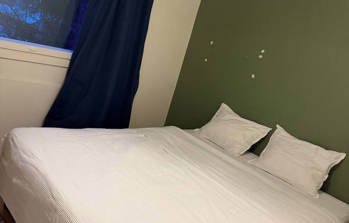 2 Bedrooms Flat at Train Station