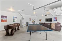 Family 4BR Near Wahooz Game Garage Fire Pit - 4-Star