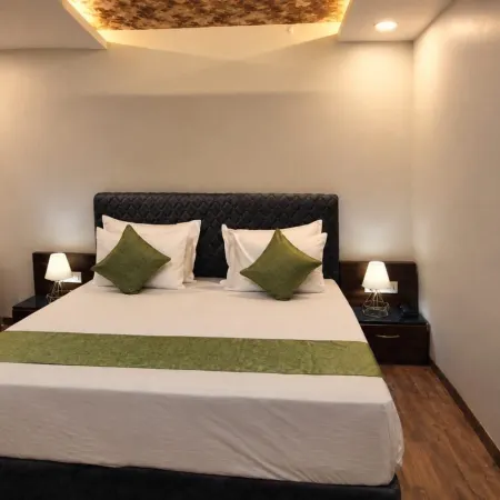Tanora Hotels