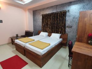 Hotel Vishwa