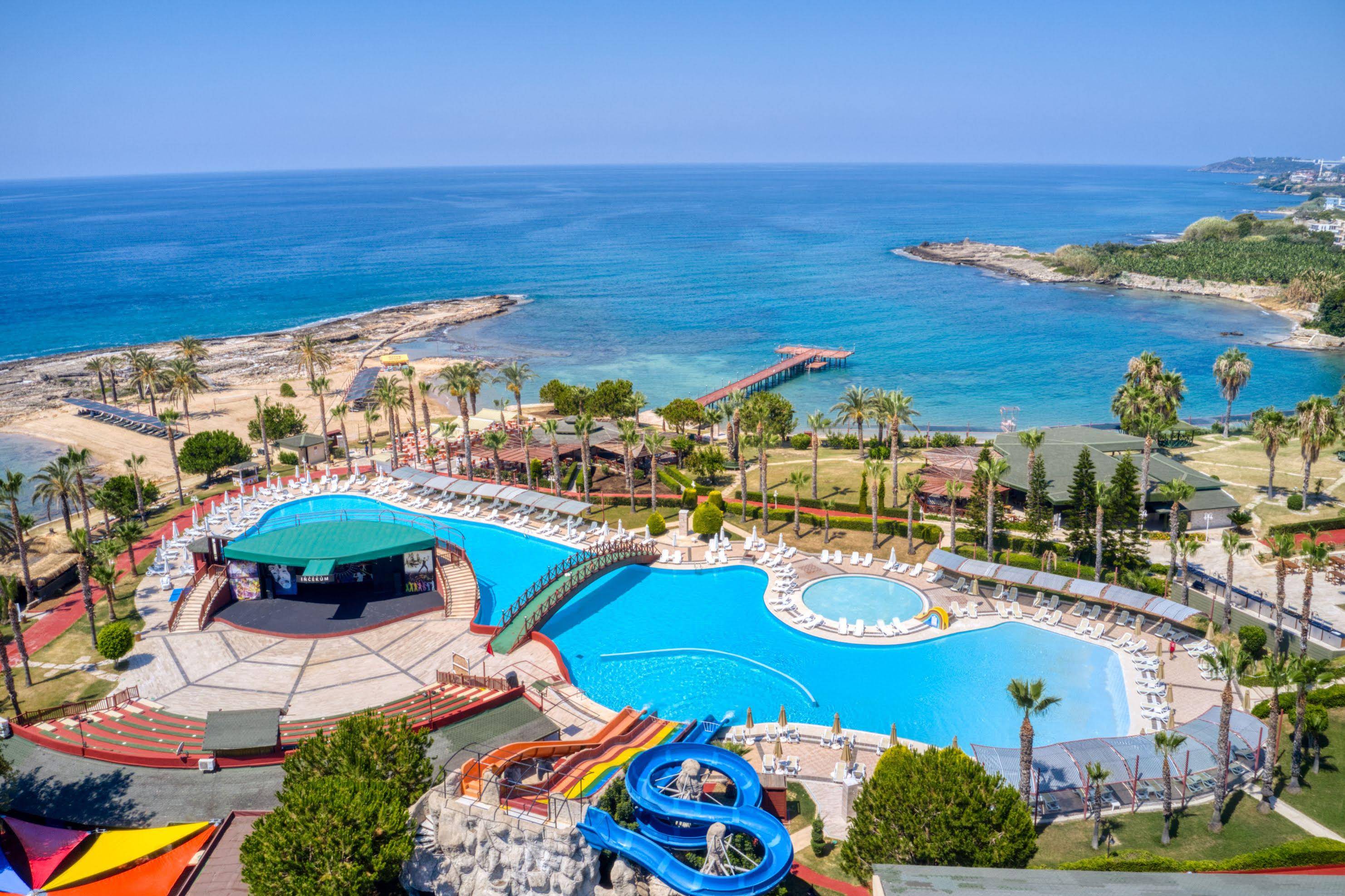 Oz Hotels İncekum Beach Resort