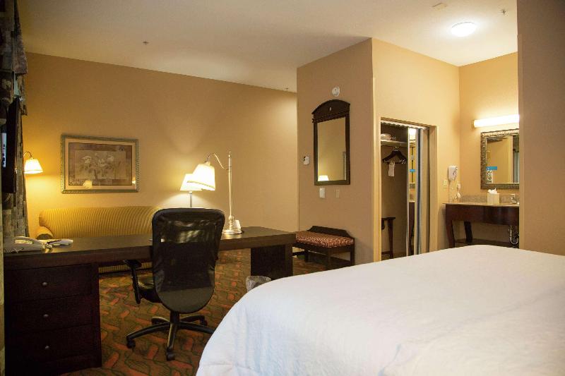 Hampton Inn & Suites Houston Rosenberg