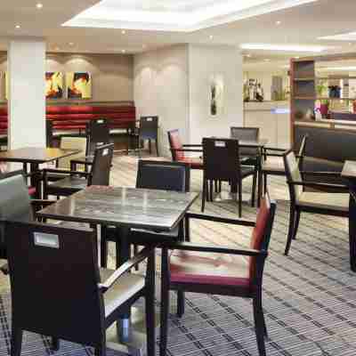 Holiday Inn Express Northampton - South Dining/Meeting Rooms