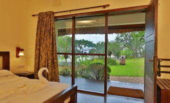 Deshadan Backwater Resort - the Best Sunrise View