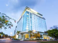 نوفوتل ميامي بريكل Hotels near ريفَرسايد بارك