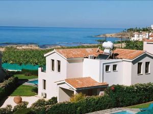 Platzia Beach Villas