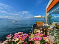 Heceng Qiyuan Art Hotel