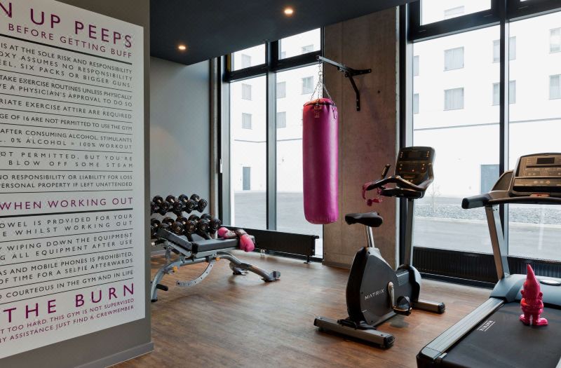 Moxy Vienna Airport photo 2