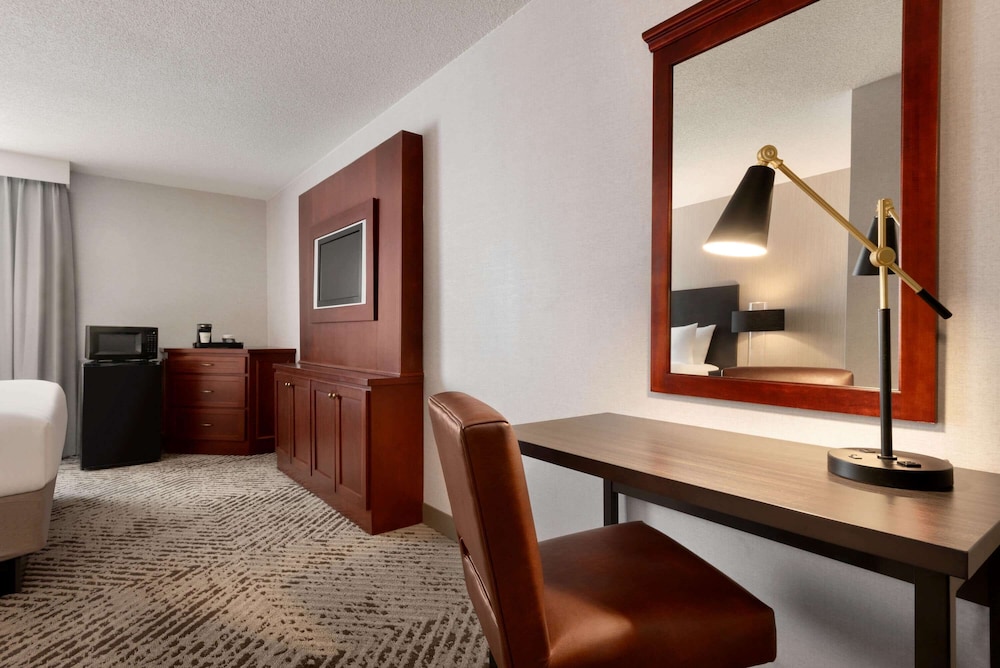 Ramada by Wyndham South Bend