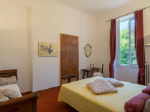 Costanza (Pre130) Hotels in Prela