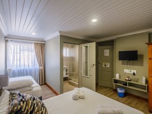 Paternoster Hotel