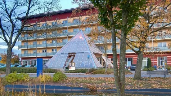 金字塔療養飯店