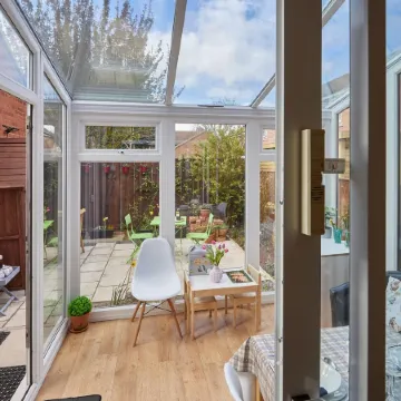 Host & Stay - Beatrice Little Duckling