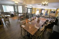 The Sun Inn Hotels in Swindon