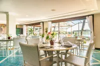 Hotel Ferradura Private Отели в г. Армасан-дус-Бузиус