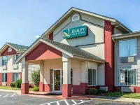Super 8 by Wyndham Franklin/Middletown Area Hotels in Franklin