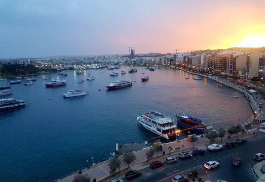 2. 슬리에마 마리나..