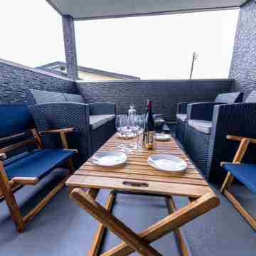 Idstay Lake KawaguchiLacquer Dining/Meeting Rooms