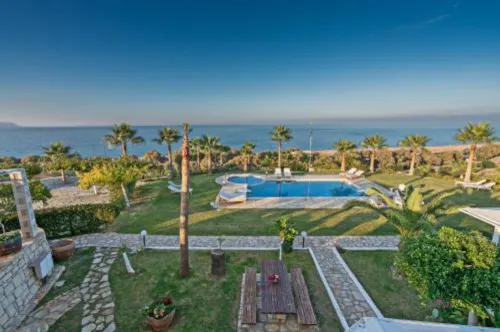 Aneria Suites Hotels in Petres