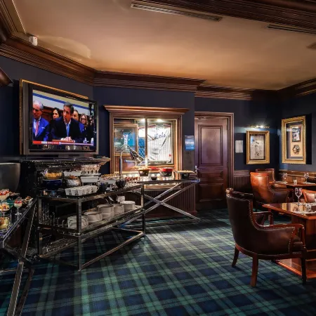 Kensington Hotel Yeouido Отели рядом с достопримечательностью «Мапхогу»