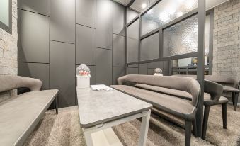 Dongdaemun Saturn Hotel