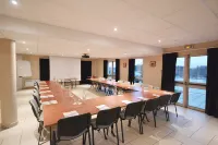 Brit Hotel Reims la Pompelle - 3-Star