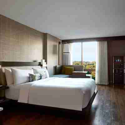Bethesda Marriott Rooms