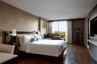 Bethesda Marriott Отели рядом с достопримечательностью «Парк Слиго Авеню Нейборхуд»