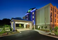Holiday Inn Express & Suites Atlanta Southwest-Fairburn فنادق في Fairburn
