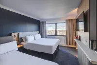 Holiday Inn Express Edinburgh - City West Hotel in zona Scottish Microelectronics Centre