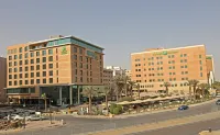 Holiday Inn Riyadh - Olaya Hôtels à : Riyad