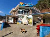 Gangneung Romantic Guesthouse Pension Các khách sạn gần Sunrise Park