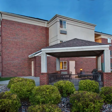 Sonesta Simply Suites des Moines