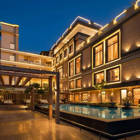 Ramada by Wyndham Varanasi Katesar