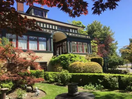 Beaconsfield Bed and Breakfast - Victoria Отели рядом с достопримечательностью «Зоопарк Виктория Баг»