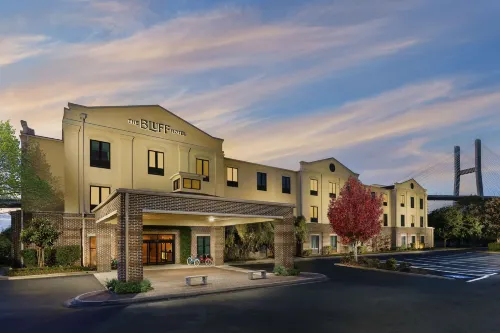 The Bluff Savannah Historic, Tapestry Collection by Hilton - 4 tähden