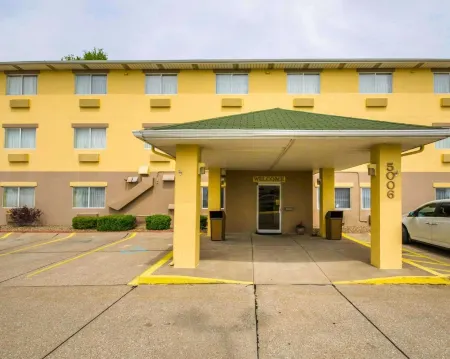 Quality Inn Evansville Eastland Area Отели рядом с достопримечательностью «Истленд Молл»