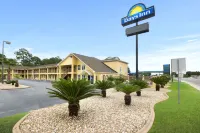 Days Inn by Wyndham Alma Hotels in Alma
