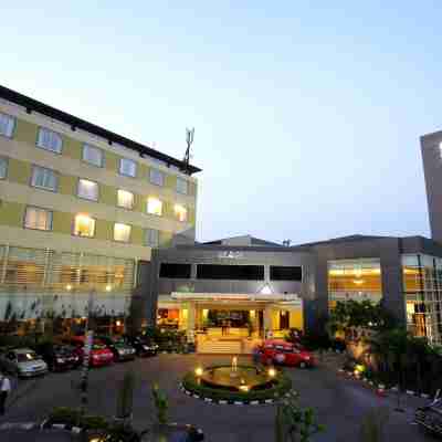 Grage Grand Business Hotel Cirebon Hotel Exterior